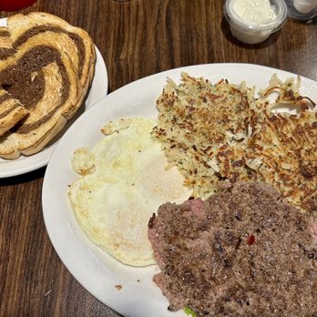 Bisbee Breakfast Club - D D's Potato Cakes - American Near Me - Tucson, Arizona