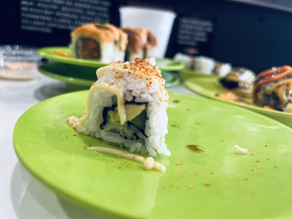 ROCKIN’ ROLLS SUSHI EXPRESS Updated November 2024 261 Photos & 219