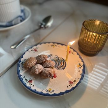 Poulet Bleu - Complimentary madeleine cookies - French Near Me - Pittsburgh, Pennsylvania