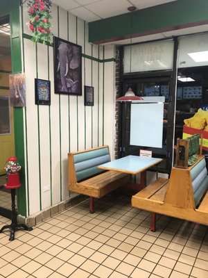 Brown's Chicken by null