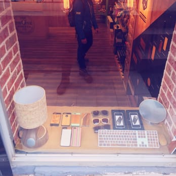 The Phone Works & Co - Mobile Phone Repair Near Me - Brooklyn, New York The Phone Works & Co - Mobile Phone Repair Near Me - Brooklyn, New York