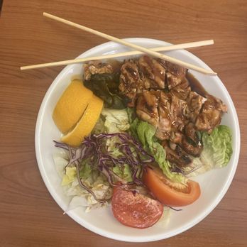 Sushi King - Teriyaki chicken with a butter lettuce salad and orange slices. - Sushi Bars Near Me - Santa Monica, California