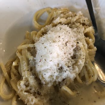 etta - Bucktown - Bucatini Cacio e Pepe - Pizza Near Me - Chicago, Illinois etta - Bucktown - Bucatini Cacio e Pepe - Pizza Near Me - Chicago, Illinois