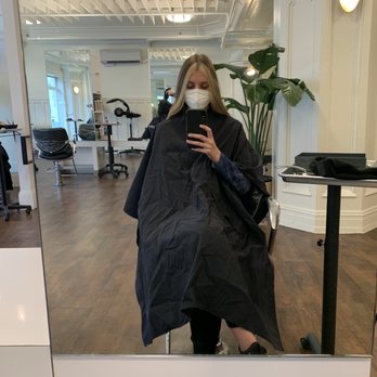 Antonio Salon - Also look how cute it is here - Hair Salons Near Me - Seattle, Washington