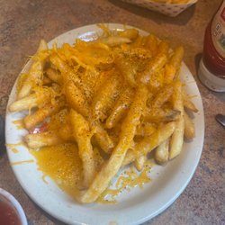 Novrozsky's Hamburgers - Cheese fries