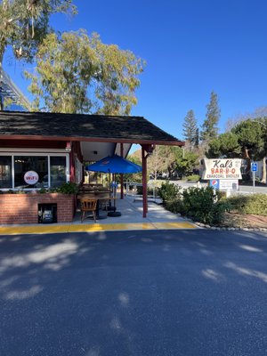 Kal's Bar-B-Q by null