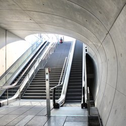 U Staatsgalerie - Fahrtreppen Gleis 2/3