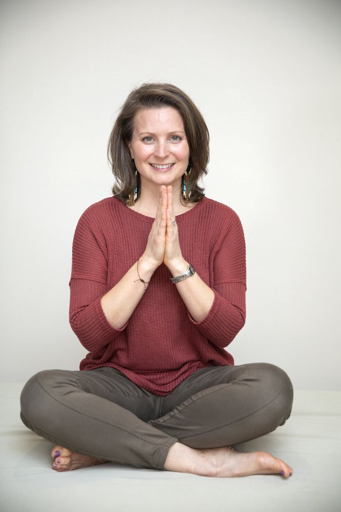 Jeanette Conery Yoga Therapy Logo