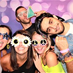 SillyShotz Photobooth Company