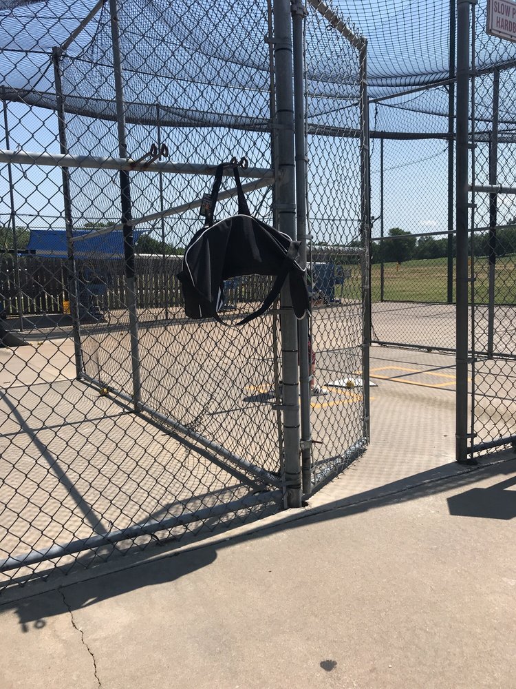 RANGELINE GOLF CENTER Updated October 2024 2001 N Range Line Rd