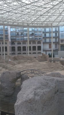 Museo del Teatro de Caesaraugusta by null