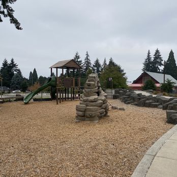 Khunamokwst Park - Play structure and natural play area - Parks Near Me - Portland, Oregon Khunamokwst Park - Play structure and natural play area - Parks Near Me - Portland, Oregon