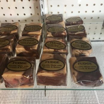Vermont Maple Market - a variety of fudges - Desserts Near Me - Middlebury, Vermont Vermont Maple Market - a variety of fudges - Desserts Near Me - Middlebury, Vermont