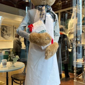 Ralph’s Coffee - Welcome bear - Coffee & Tea Near Me - Chicago, Illinois