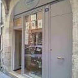 Discomputer - devanture de la boutique du 10 rue bouquière