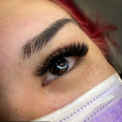 Luxe Lash & Colour Studio - Whispy Strip Lash