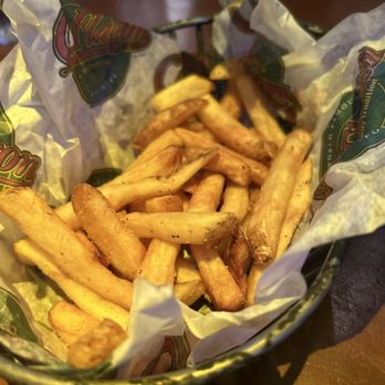 Cask 'n  Flagon - Fries are amazing - American Near Me - Marshfield, Massachusetts
