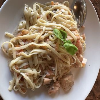 Olympia - Pasta with salmon - Greek Near Me - Kirchheim, BW Olympia - Pasta with salmon - Greek Near Me - Kirchheim, BW