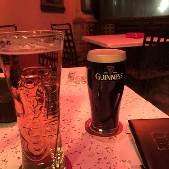 Fadó Irish Pub - Carl's berg and Guinness - Irish Pub Near Me - Columbus, Ohio