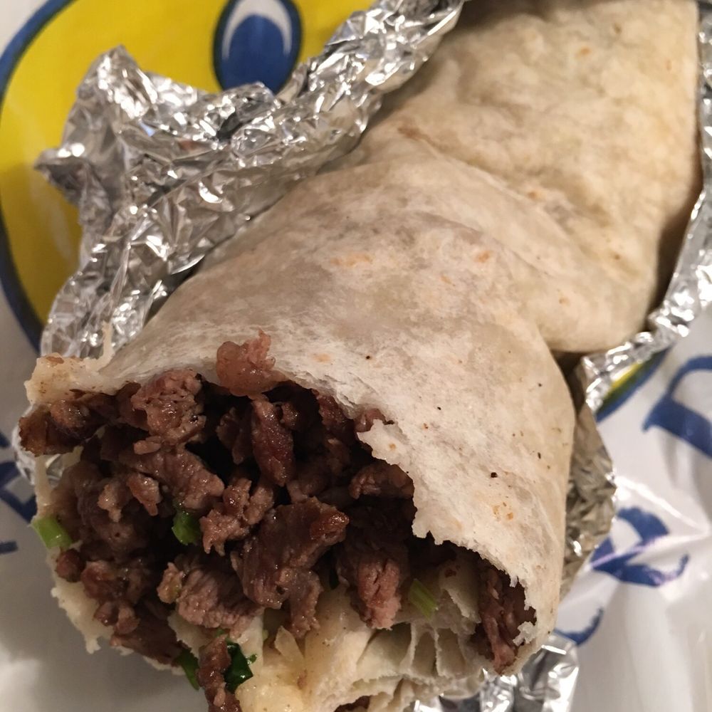 Simon Tacos - Burrito de carne asada. - Tacos Near Me - Chicago, Illinois Simon Tacos - Burrito de carne asada. - Tacos Near Me - Chicago, Illinois
