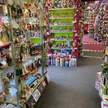 Christmas Cottage - Ornaments galore! - Holiday Decorations Near Me - Lincoln City, Oregon Christmas Cottage - Ornaments galore! - Holiday Decorations Near Me - Lincoln City, Oregon