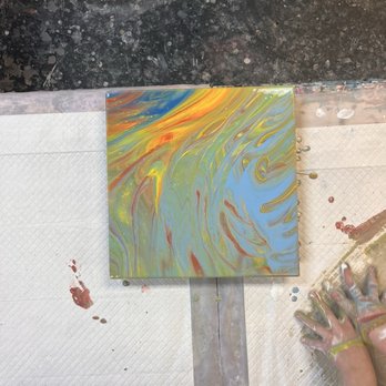Hawaii Fluid Art - Art Classes Near Me - Tinley Park, Illinois