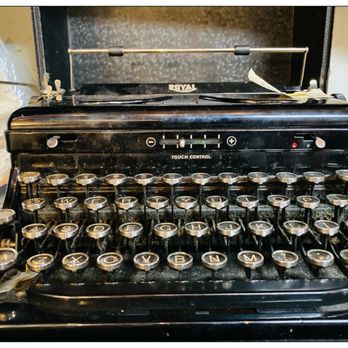 Country Roads Antiques - Meeting an old friend. Guess how much it is? - Antiques Near Me - Orange, California