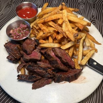 The Union Restaurant - Steak frites - New American Near Me - Milton, Georgia