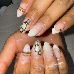 VS Nail Lounge