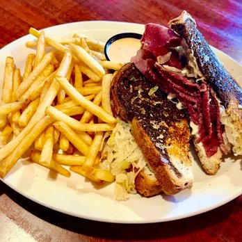 D'Carlos - Steakhouses Near Me - Ramona, California