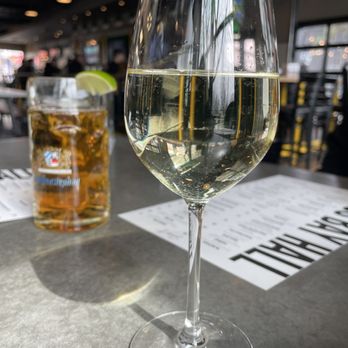 Moss Bay Hall - Sauvignon Blanc & Modelo with lime - Comfort Food Near Me - Kirkland, Washington Moss Bay Hall - Sauvignon Blanc & Modelo with lime - Comfort Food Near Me - Kirkland, Washington