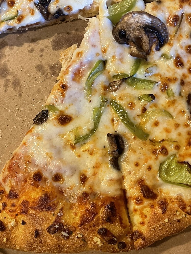 DOMINO’S PIZZA Updated October 2024 26 Reviews 2110 W Elizabeth