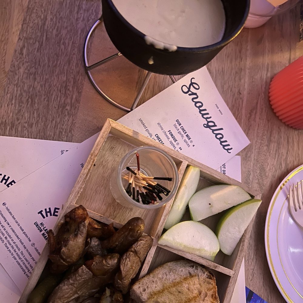 Hi-Lawn - Fondue - Cocktail Bars Near Me - Washington, DC, District of Columbia