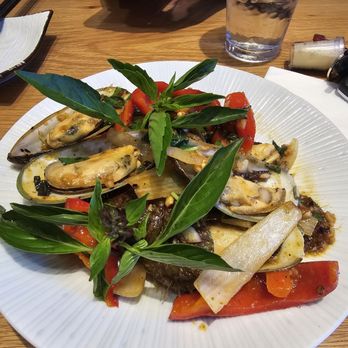 An Nam - Vietnamese Near Me - Somerville, Massachusetts