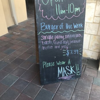 Beth's Burger Bar - Daily burger  special - Burgers Near Me - Orlando, Florida