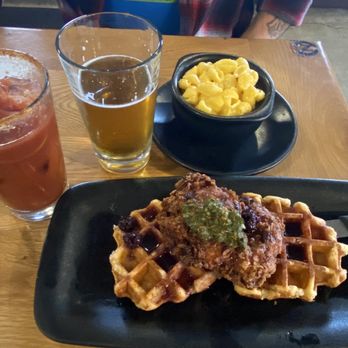 Mason Dixon Distillery - Bloody Mary, Chicken and Waffles, Mac & Cheese - Distilleries Near Me - Gettysburg, Pennsylvania Mason Dixon Distillery - Bloody Mary, Chicken and Waffles, Mac & Cheese - Distilleries Near Me - Gettysburg, Pennsylvania