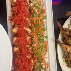 Mariscos El Molcajete - Sushi flaming