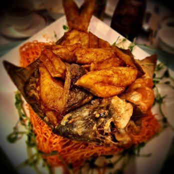 潮江春 - Braised fish over fried noodles - Teochew Near Me - Hong Kong, HK