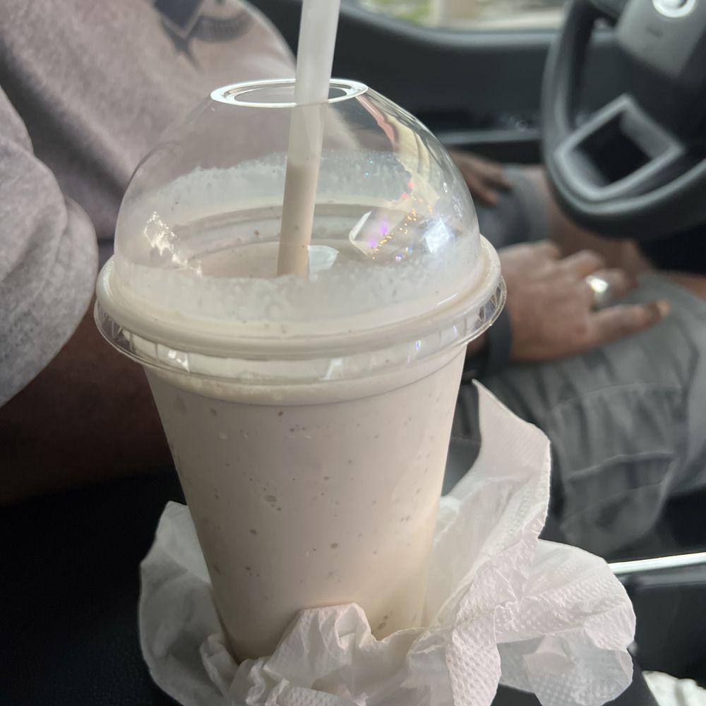 Chill Bar Ice Cream - Butter pecan shake - Desserts Near Me - Temple Terrace, Florida Chill Bar Ice Cream - Butter pecan shake - Desserts Near Me - Temple Terrace, Florida