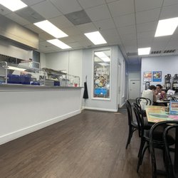 Beach Bagels & Subs - Inside
