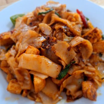 Yu De Thai Restaurant - Drunken noodles - Thai Near Me - Sparks, Nevada Yu De Thai Restaurant - Drunken noodles - Thai Near Me - Sparks, Nevada