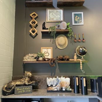 JJ Bakes Company - A well-decorated little nook - Desserts Near Me - Langley Township, British Columbia
