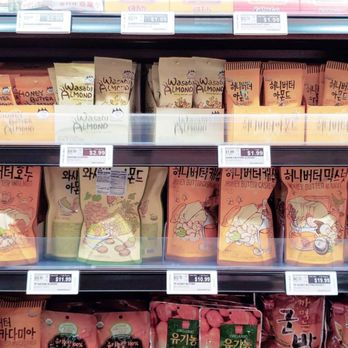 H Mart - Kaka’ako - Grocery Near Me - Honolulu, Hawaii
