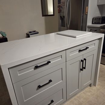 Paragon Refacing & Countertops - Cabinetry Near Me - St. Thomas, Ontario Paragon Refacing & Countertops - Cabinetry Near Me - St. Thomas, Ontario
