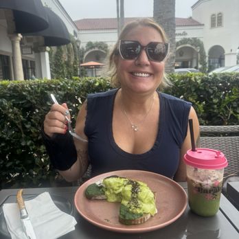 Parakeet Cafe - Newport Beach - Coffee & Tea Near Me - Newport Beach, California Parakeet Cafe - Newport Beach - Coffee & Tea Near Me - Newport Beach, California