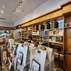 Bettys Cafe Tea Rooms - Shop area.