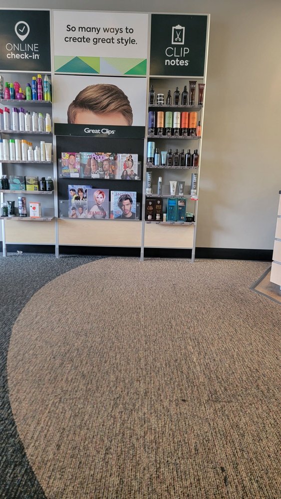 GREAT CLIPS Updated August 2024 16 Reviews 3293 Lincoln Hwy