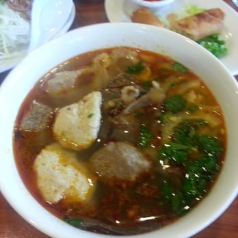 Huong Duong - Bun Bo Hue - Vietnamese Near Me - Seattle, Washington