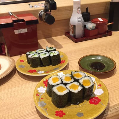 Kaitenzushi Ganko Eki Marche Osaka by null