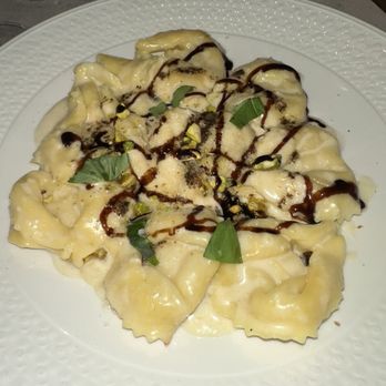 Piccolo Buco by Cooper's Hawk - Truffle Fondue Cappellacci - Wine Bars Near Me - Tampa, Florida Piccolo Buco by Cooper's Hawk - Truffle Fondue Cappellacci - Wine Bars Near Me - Tampa, Florida
